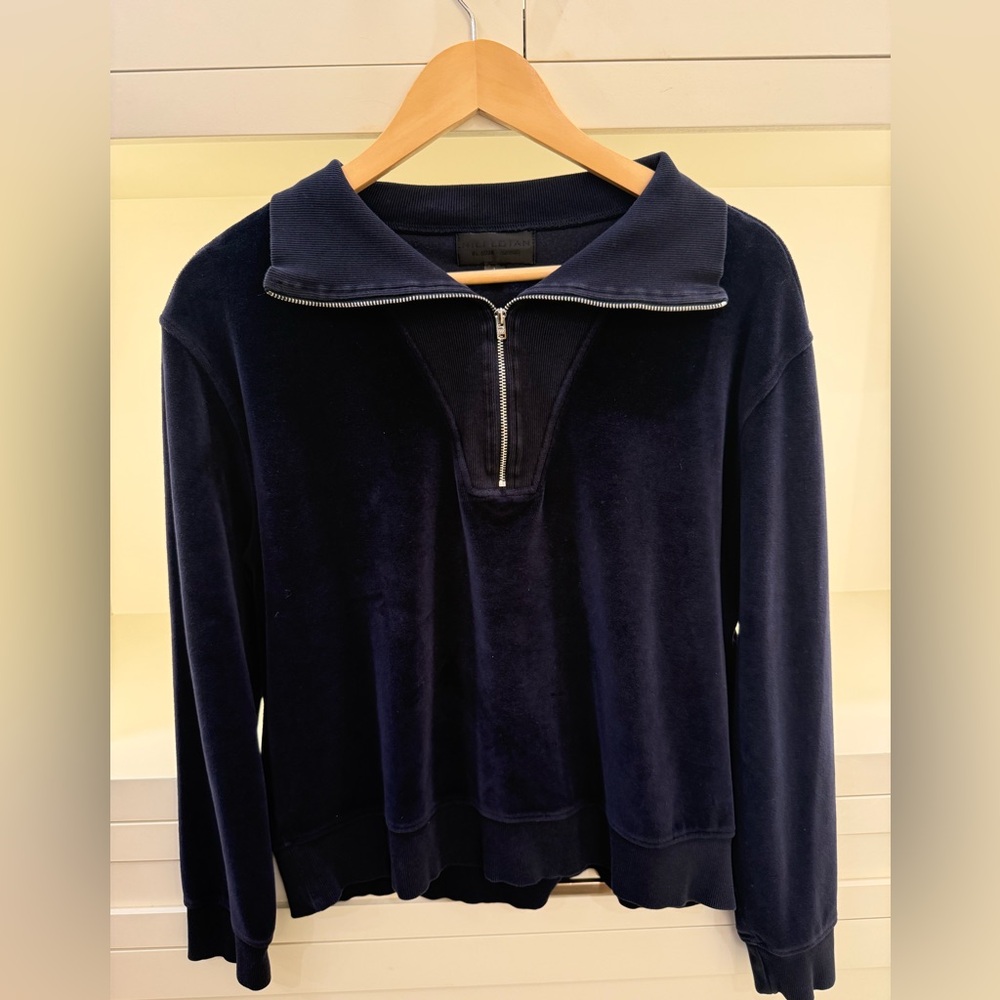Nili Lotan Navy velvet Sweater in L